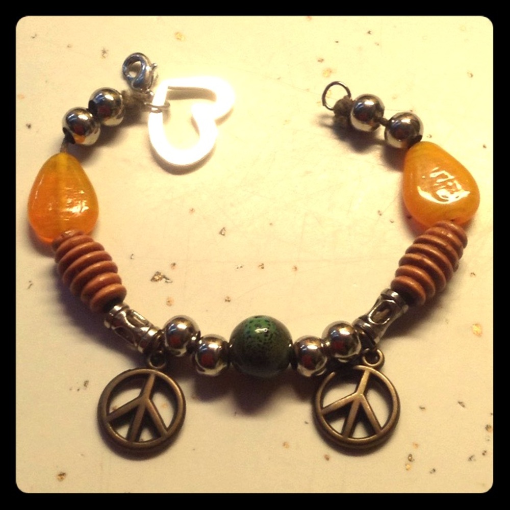 Bracelet